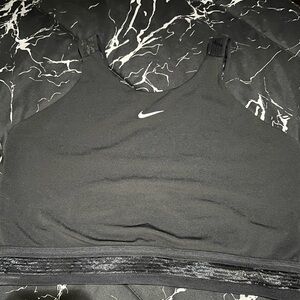 Nike Pro Dry-Fit sports bra